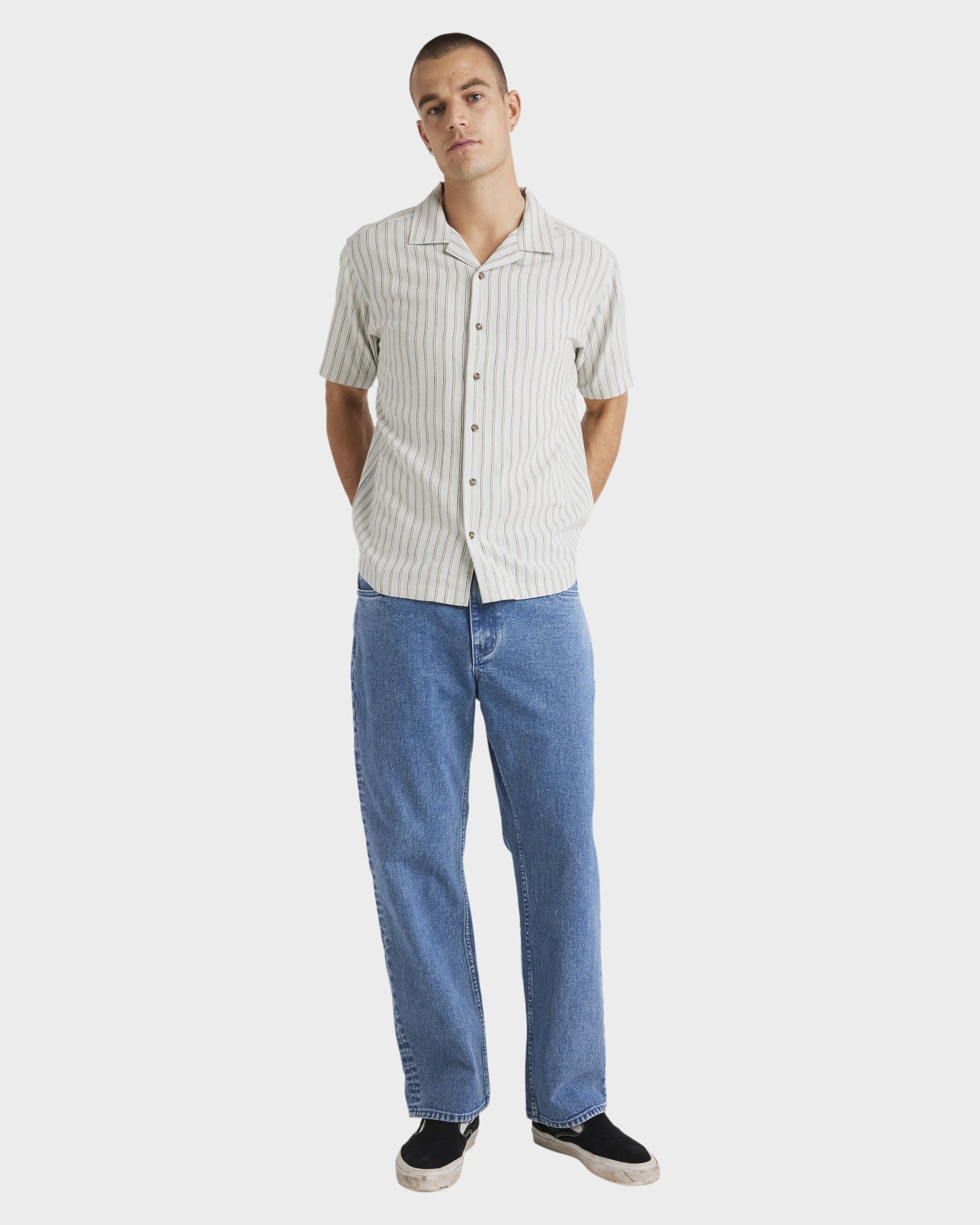 Men's Comfortable Crinkle Cotton Striped Button - Down Shirt