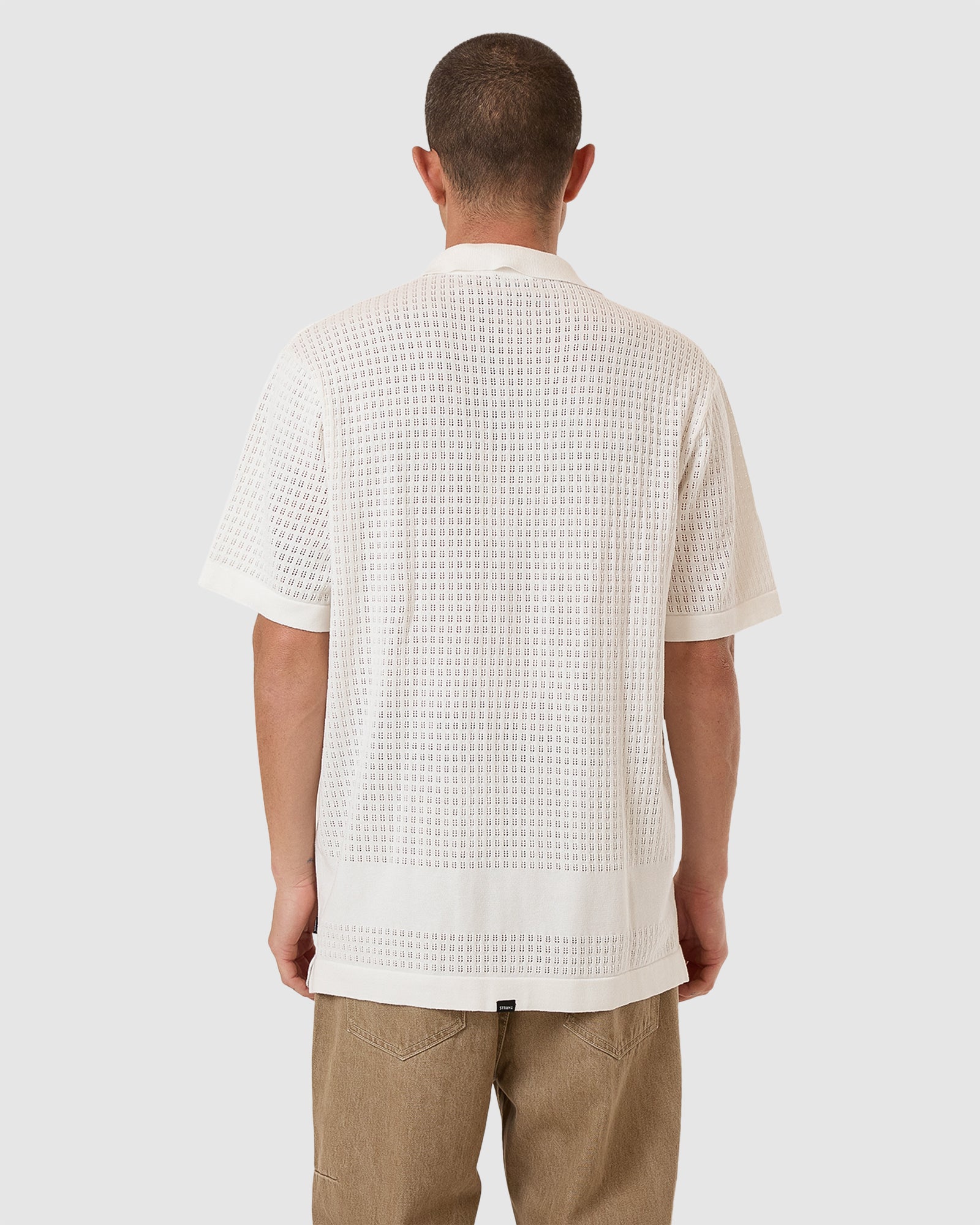 Men's Soft Knit Bowling Shirt for a Timeless Paradise Look