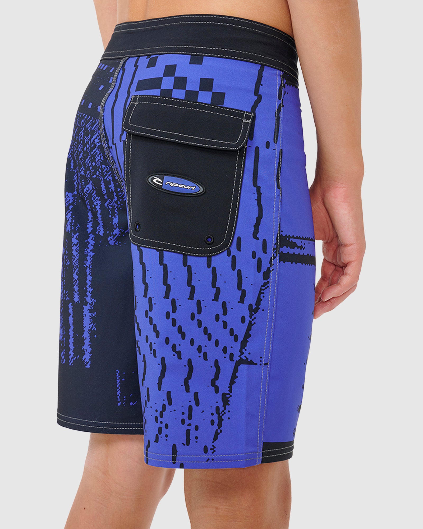 BOYS AGED 8 - 16 MIRAGE ARCHIVE STRETCH WATER - REPELLENT BOARDSHORTS