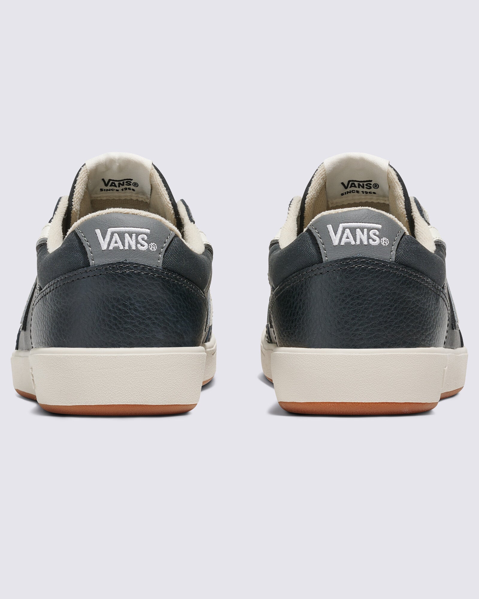 Men's Retro Lowland Comfort - Cushioned Vintage Sports Sneakers for All - Day Wear